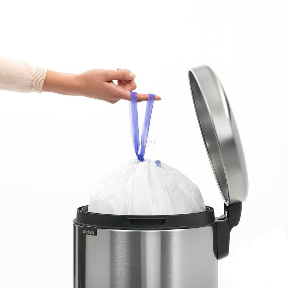 Brabantia Пакети для сміття в рулоні, 15 л, розмір D, 20 шт білих | https://grandposuda.com.ua