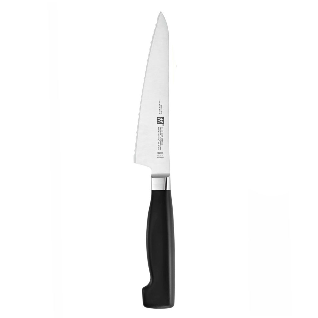 Zwilling Нож поварской с серейторной заточкой 14 см Four Star | https://grandposuda.com.ua