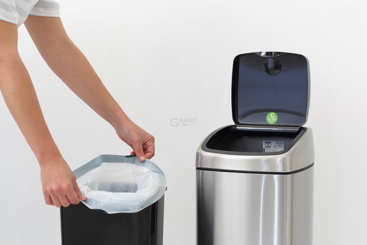 Brabantia Прямокутний сміттєвий бак 25 л глянсовий сталевий Touch Bin | https://grandposuda.com.ua