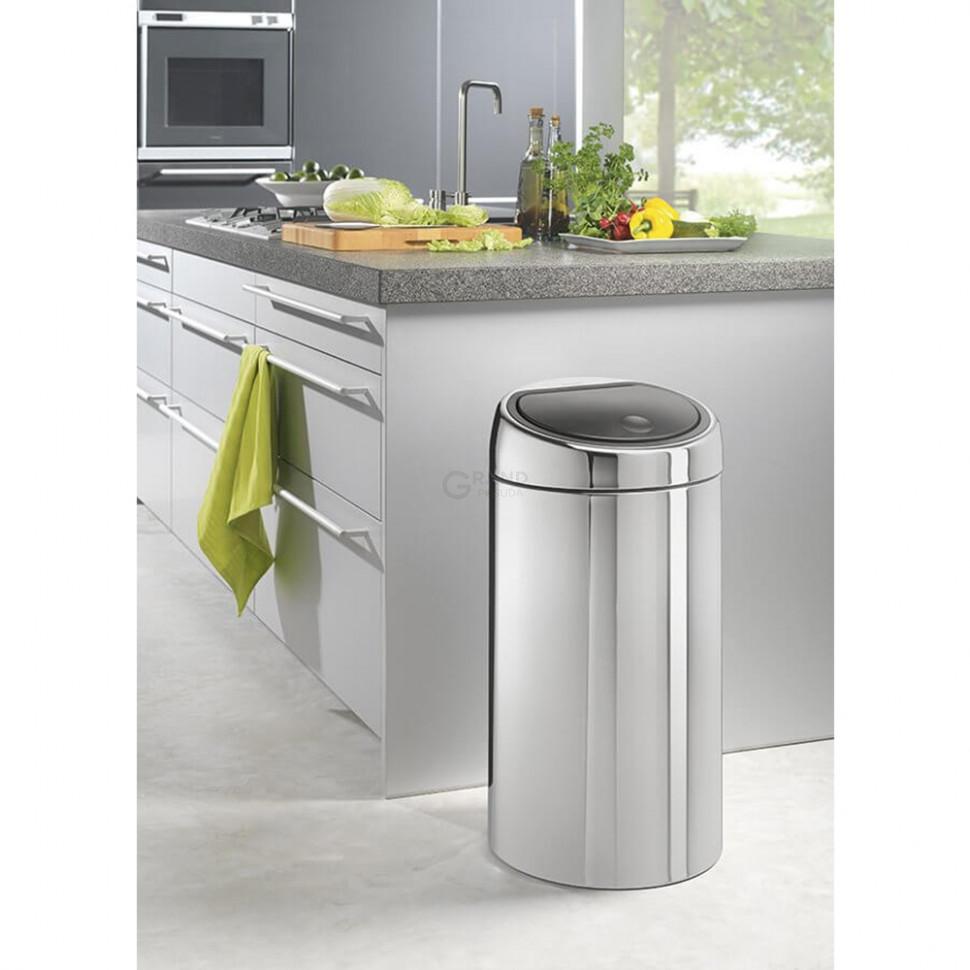 Brabantia Сміттєвий бак 45 л глянцева сталь Touch Bin | https://grandposuda.com.ua