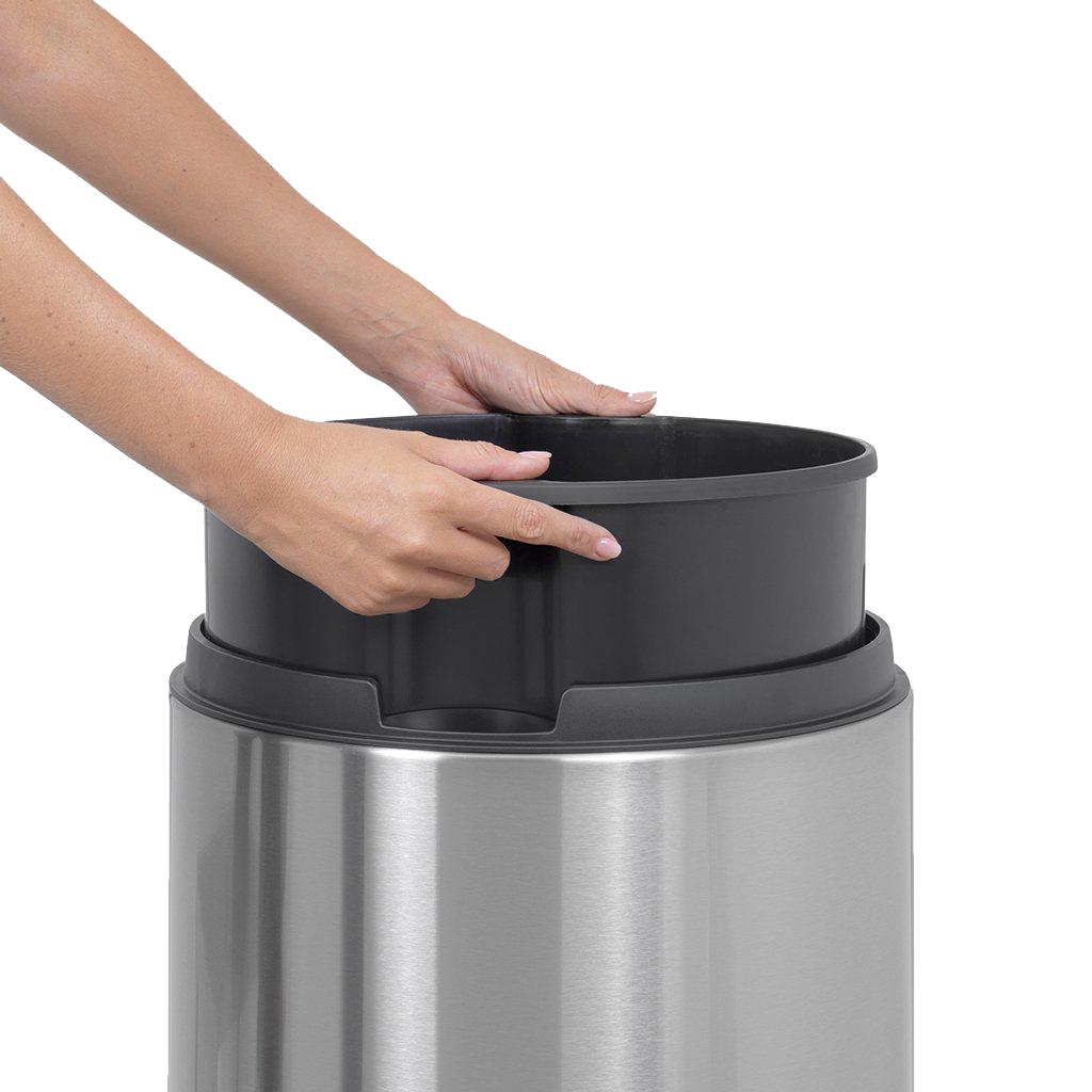 Brabantia Сміттєвий бак 45 л матова сталь із захистом від відбитків пальців Touch Bin | https://grandposuda.com.ua