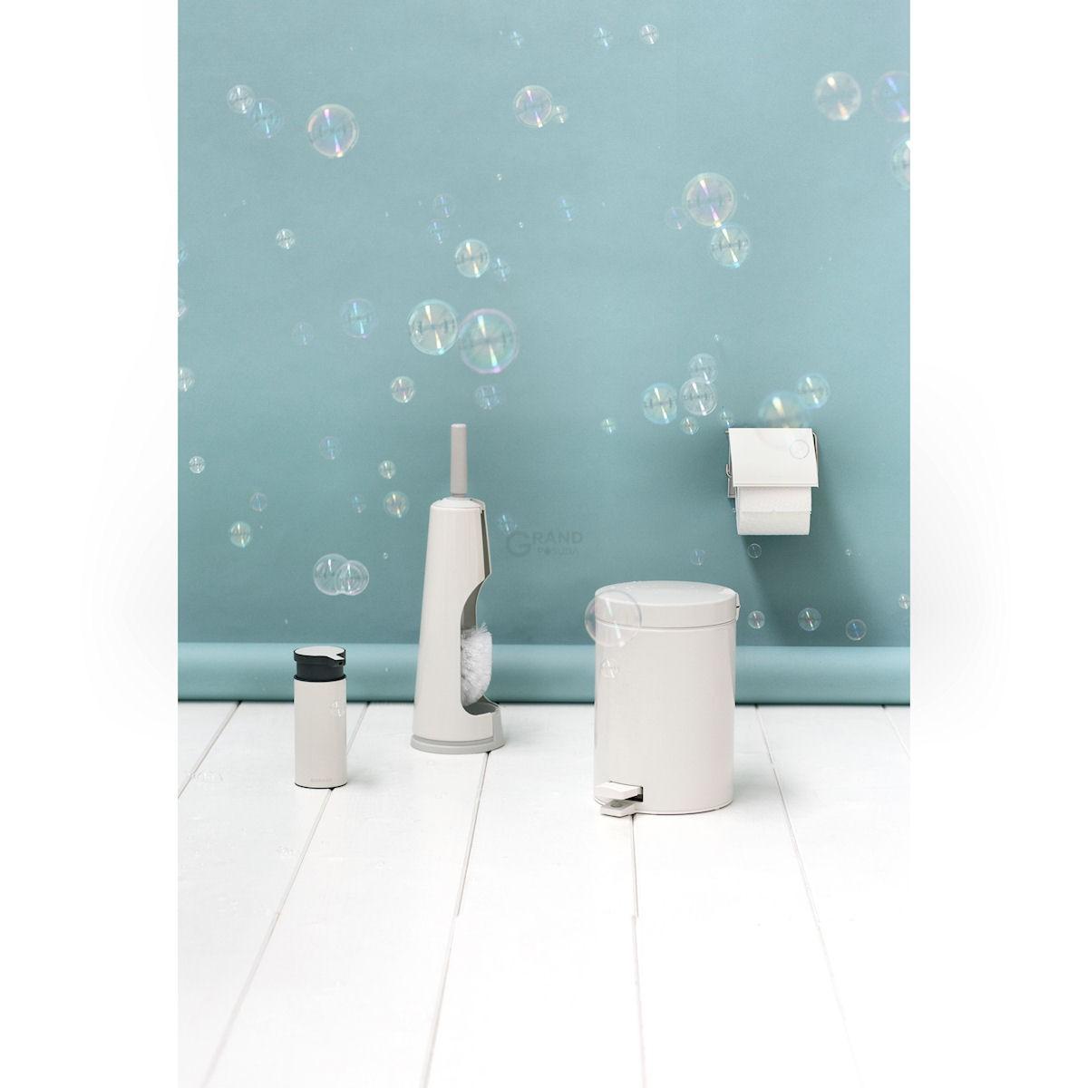 Brabantia Туалетний йоржик з тримачем білий Classic | https://grandposuda.com.ua