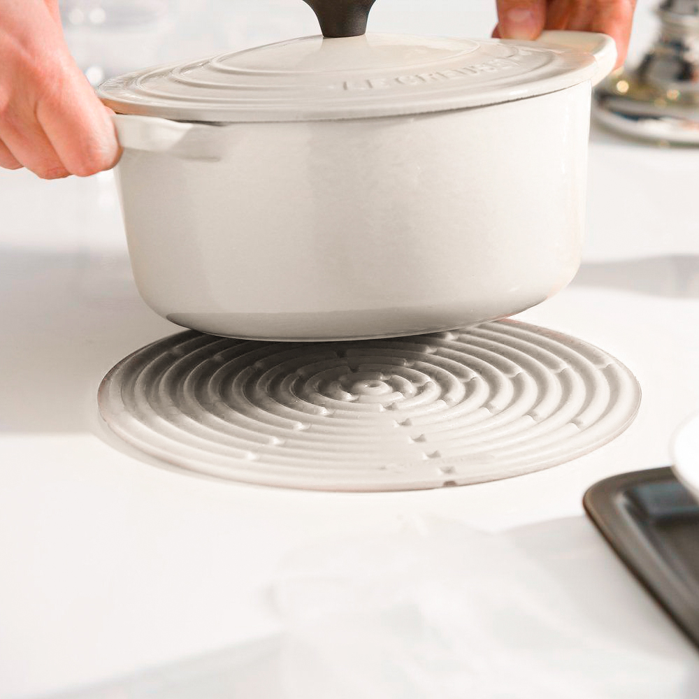 Le Creuset Підставка під гаряче 20 см меренга Meringue | https://grandposuda.com.ua