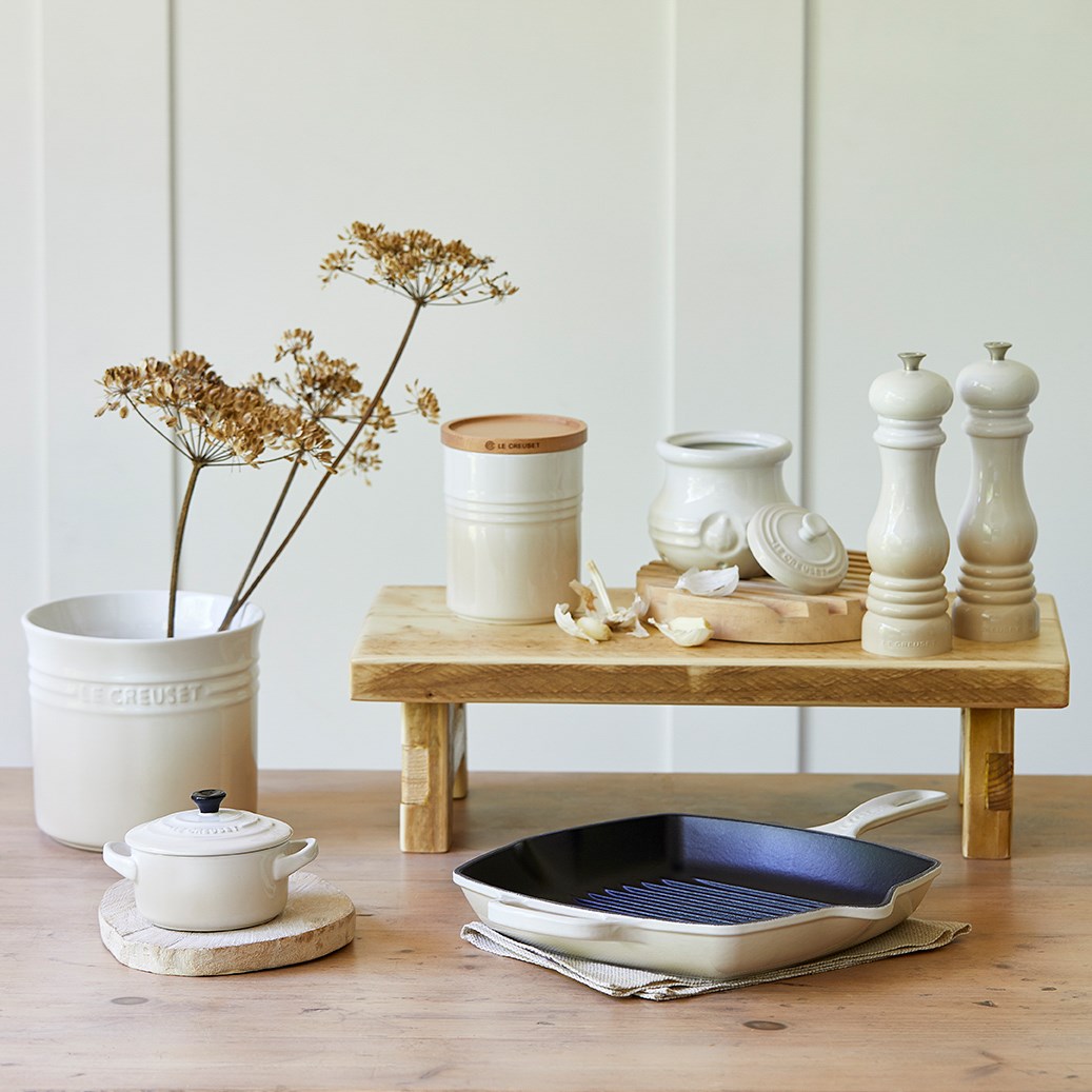 Le Creuset Мельница для соли 21 см Meringue | https://grandposuda.com.ua