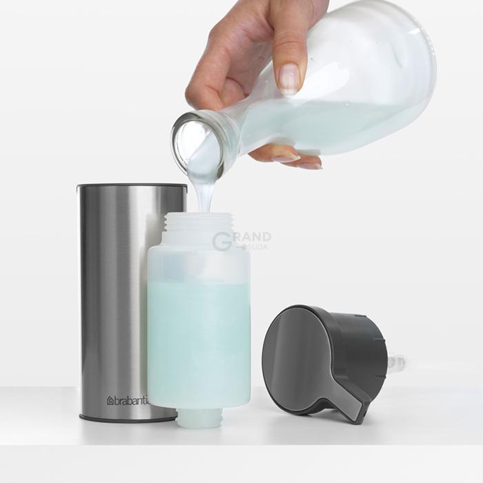 Brabantia Дозатор для жидкого мыла стальной Classic | https://grandposuda.com.ua