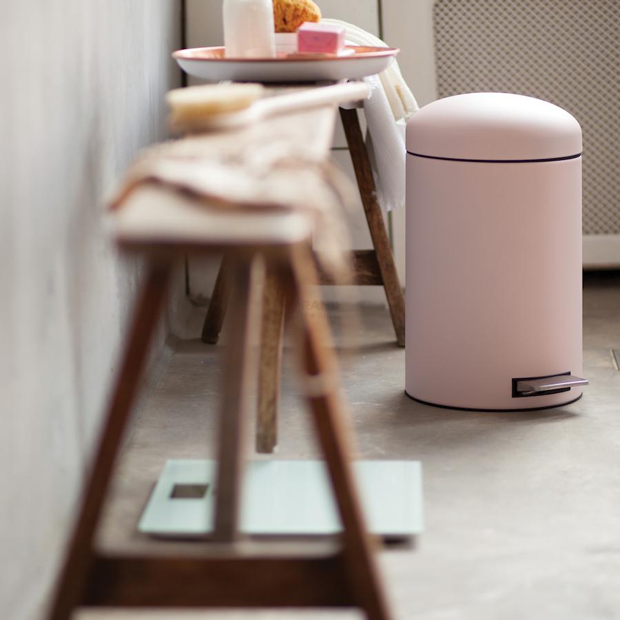 Brabantia Весы для ванной комнаты на батарейках белые Classic | https://grandposuda.com.ua
