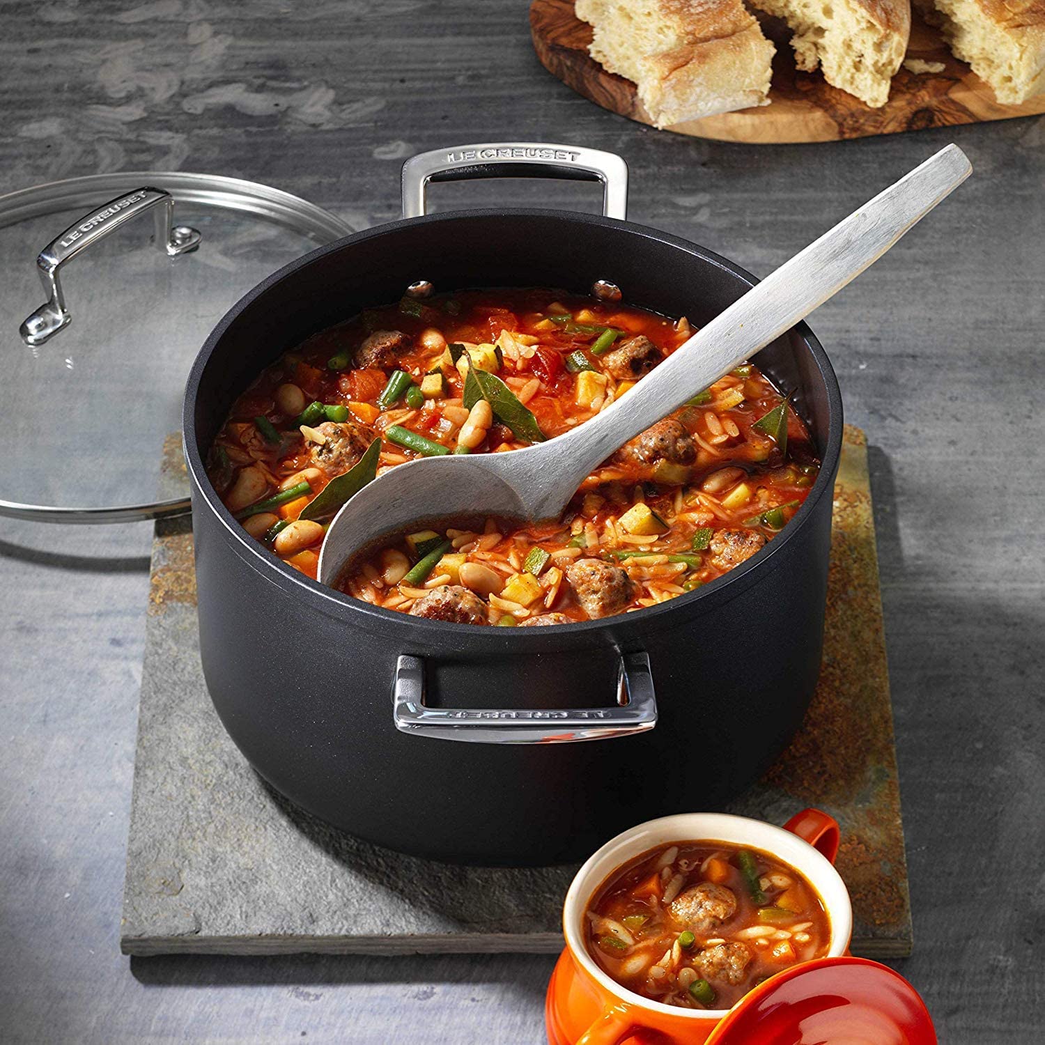 Le Creuset Каструля 3,8 л Toughened Non-Stick | https://grandposuda.com.ua