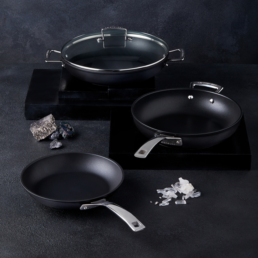 Le Creuset Сковорода сервировочная 30 см Toughened Non-Stick | https://grandposuda.com.ua