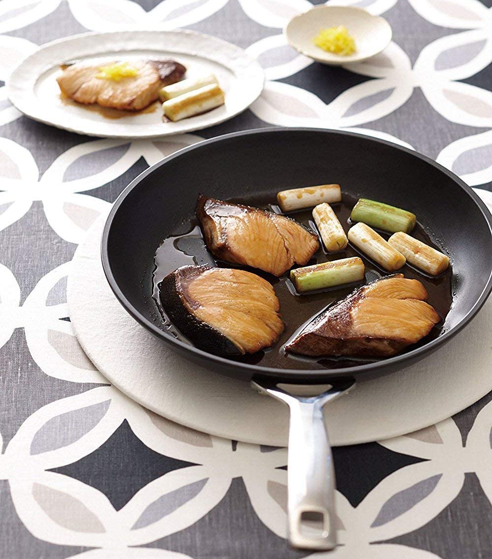 Le Creuset Сковорода 26 см Toughened Non-Stick | https://grandposuda.com.ua