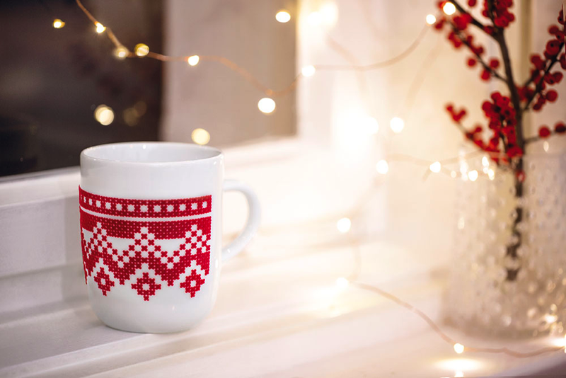Kahla Чашка для кави 0,35 л, червона l touch! Cross Stitch | https://grandposuda.com.ua
