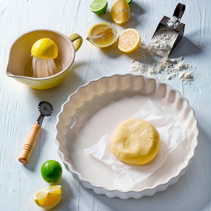 Le Creuset Форма для выпечки рифленая 28 см Meringue | https://grandposuda.com.ua