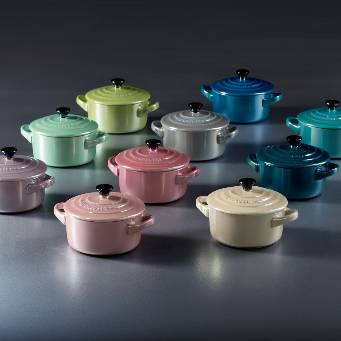 Le Creuset Міні-Кокотница з кришкою 10 см, бірюзова Cool Mint Metallic | https://grandposuda.com.ua