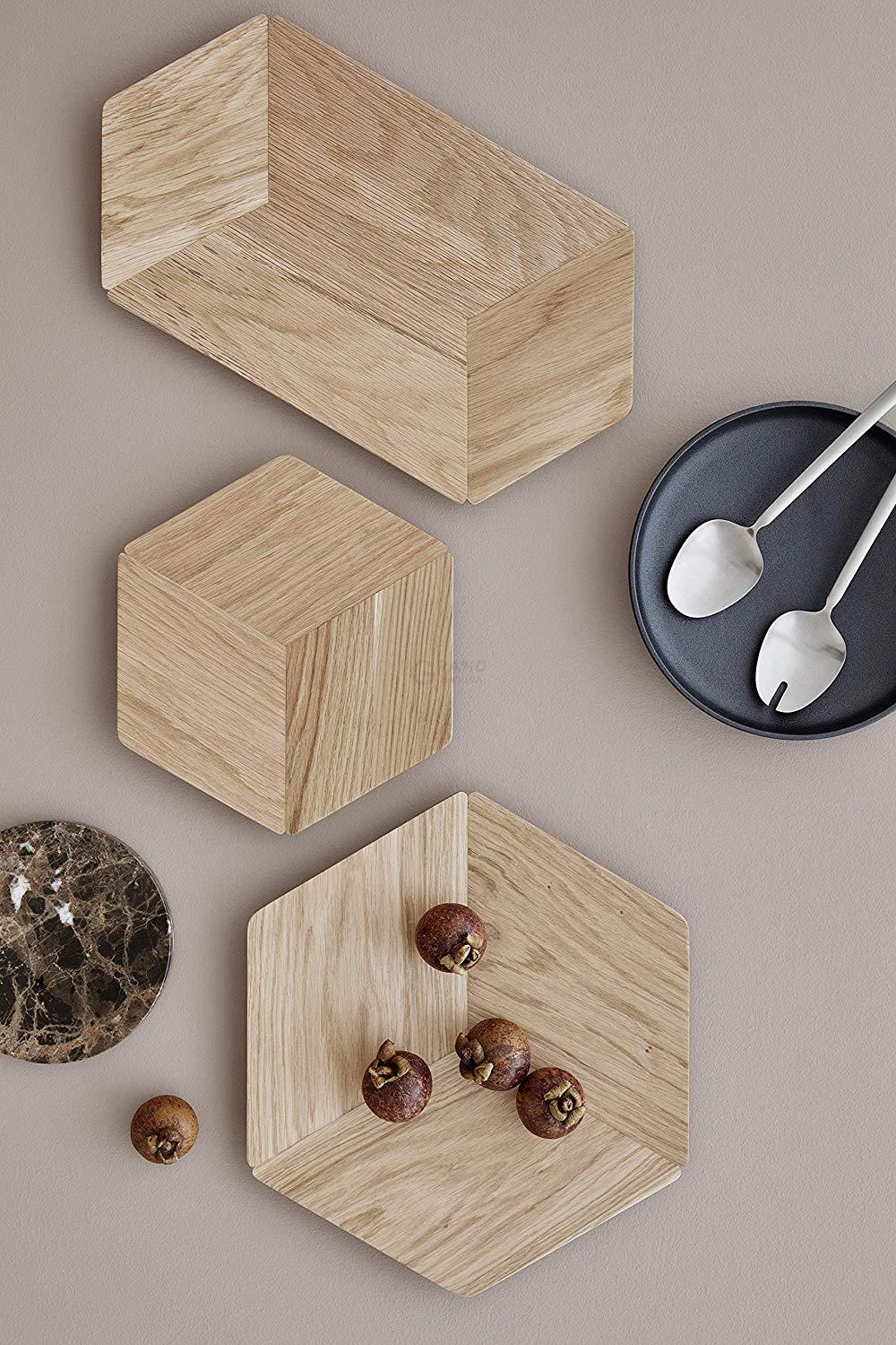 Blomus Піднос дубовий 38,5x3,5x34 см M HEXA | https://grandposuda.com.ua