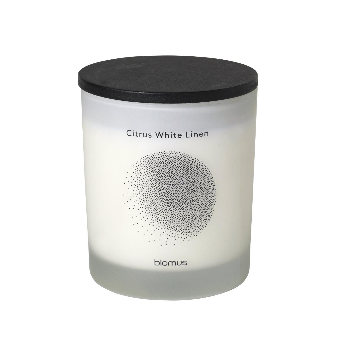Blomus Свеча ароматическая 9 х 8 см Citrus White Linen Flavo | https://grandposuda.com.ua
