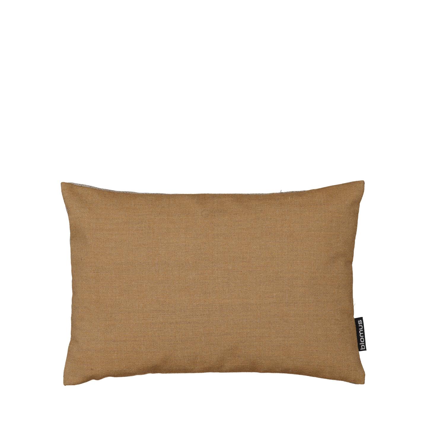 Blomus Подушка диванная 24 х 36 см Dull Gold Sivo | https://grandposuda.com.ua