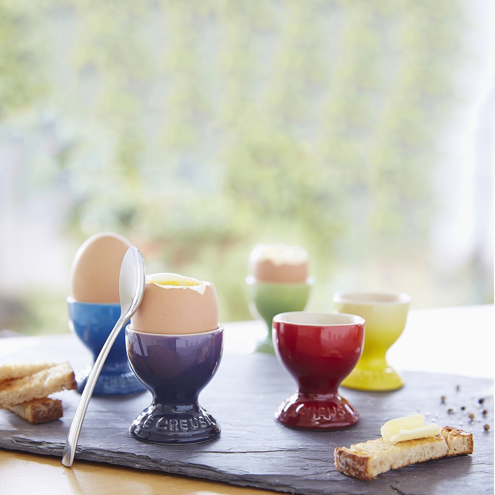 Le Creuset Підставка для яєць 5,9 см Cerise | https://grandposuda.com.ua