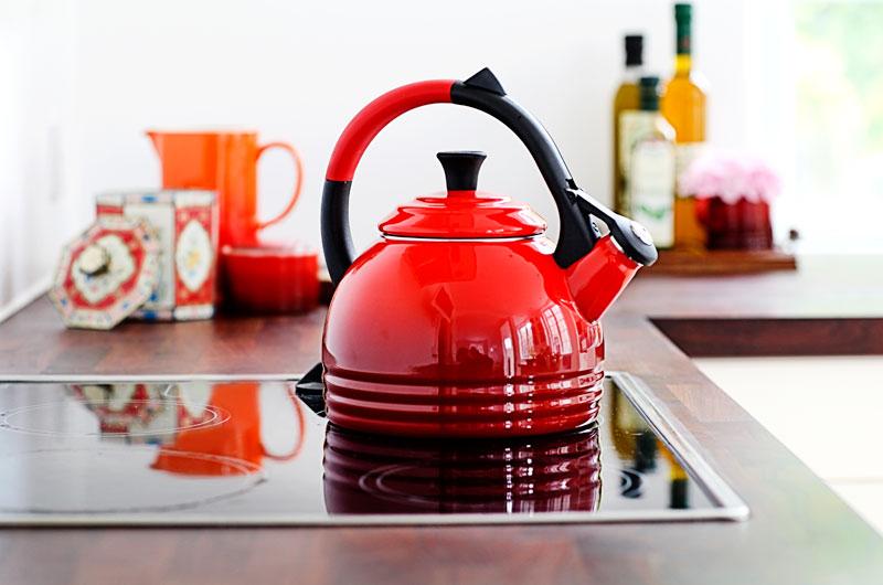 Le Creuset Чайник зі свистком 2,1 л. Marseille Tradition | https://grandposuda.com.ua