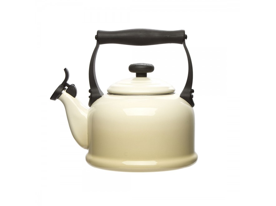 Le Creuset Чайник зі свистком 2,1 л, бежевий Tradition Creme | https://grandposuda.com.ua