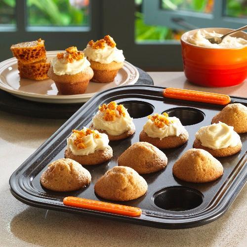 Le Creuset Форма для маффінів, 12 предмета | https://grandposuda.com.ua