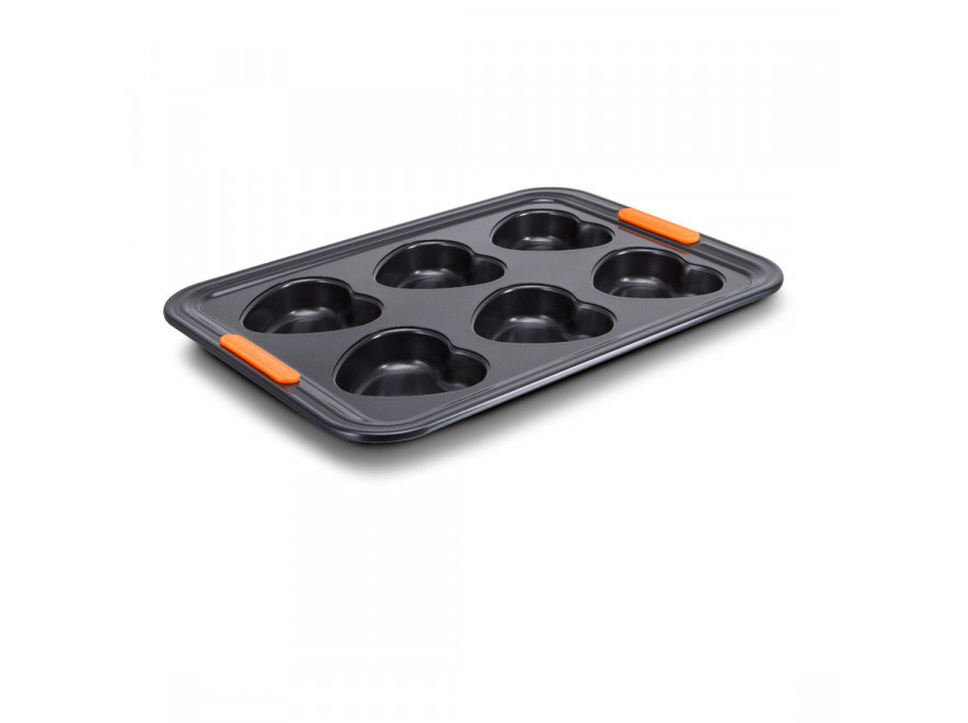 Le Creuset Форма для випікання на 6 сердець 38,7 см | https://grandposuda.com.ua
