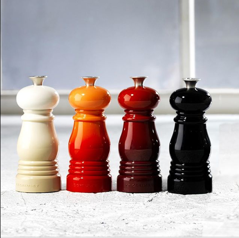 Le Creuset Млин для солі / перцю набір 2 предмета червоний | https://grandposuda.com.ua