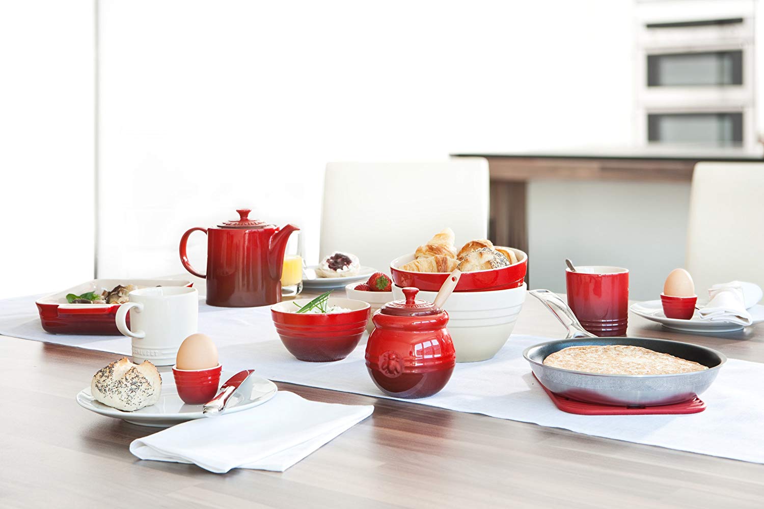 Le Creuset Сковорода с антипригарным покрытием 3Ply 24 см, черный | https://grandposuda.com.ua