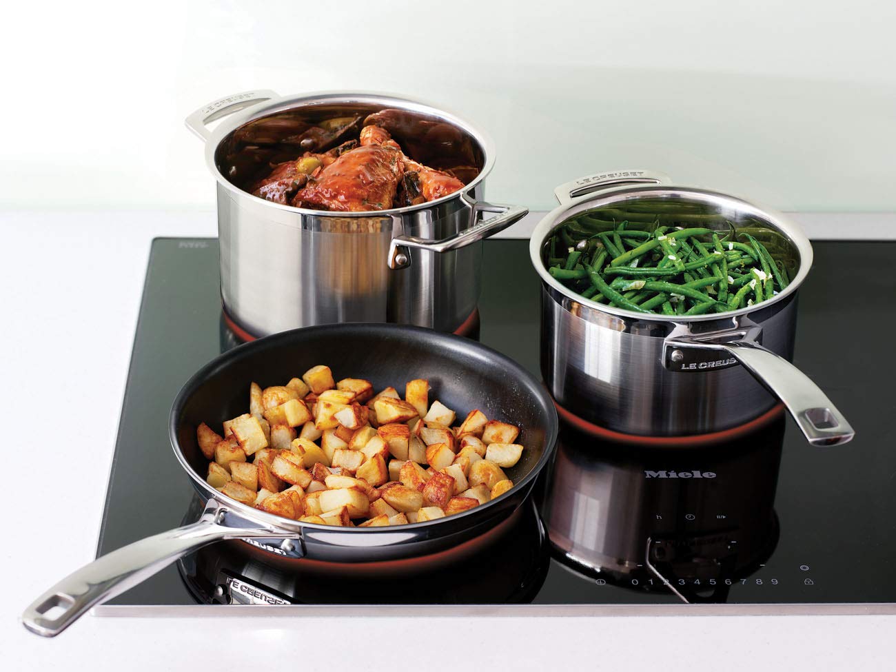 Le Creuset Сковорода с антипригарным покрытием 3Ply 24 см, черный | https://grandposuda.com.ua