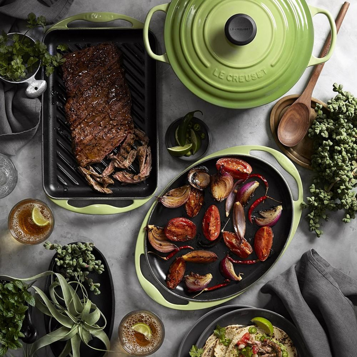 Le Creuset Сковорода гриль прямоугольная 34 см, черный | https://grandposuda.com.ua