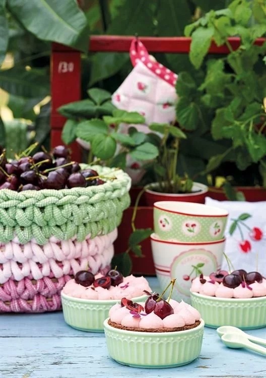 GreenGate Подставка для яйца 6,5 см, зеленая Alice | https://grandposuda.com.ua