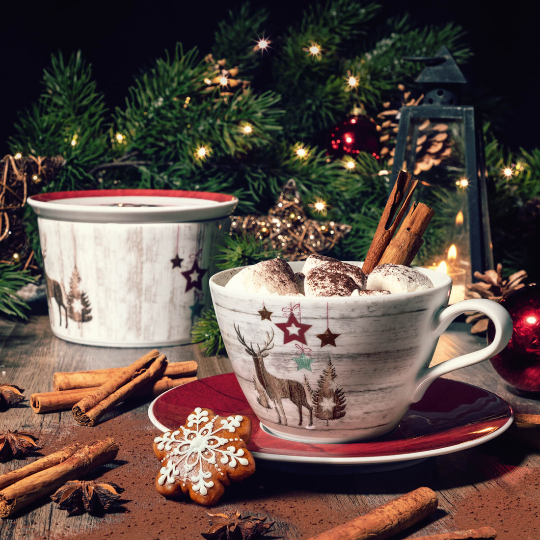Seltmann Weiden Блюдце к чашке для кофе/чая 16,5 см красное Life Christmas | https://grandposuda.com.ua